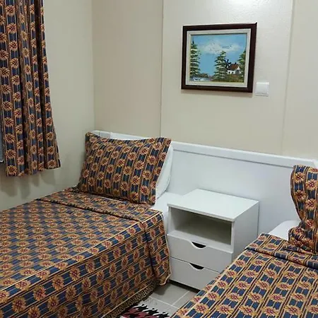 Ξενοδοχείο Victoria & 4*