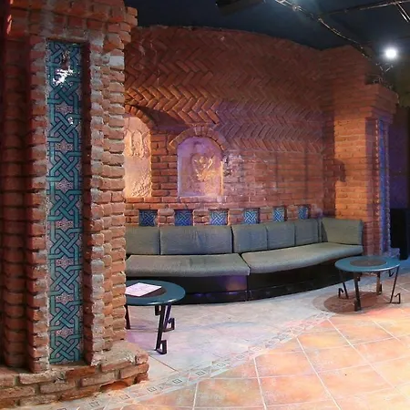 Victoria & Ξενοδοχείο 4*