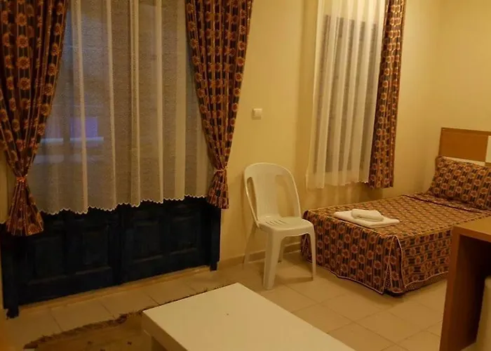 Victoria & 4* 터그트레이스