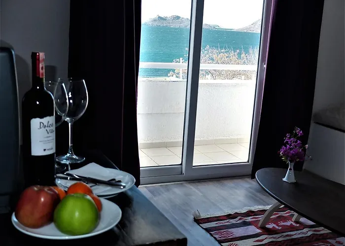 호텔 Victoria & 4*