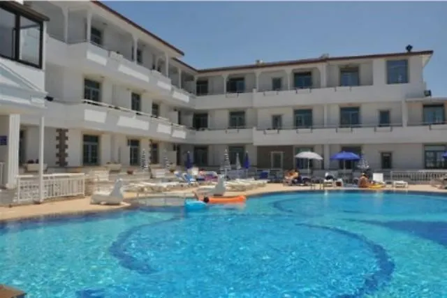 Victoria & Hotel